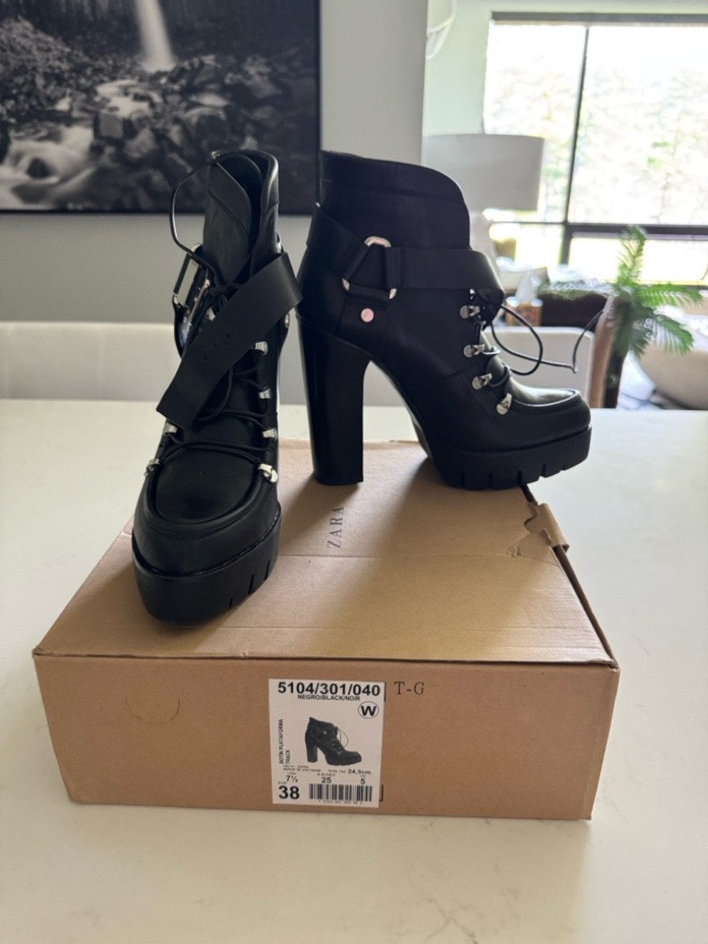 NWOT Zara Black Platform Lug Heel Ankle Boots with Buckle in size 38